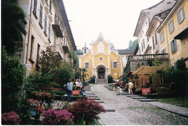 Appartamenti Vacanze E Camere Roccetta Fiorita Pettenasco Exterior photo