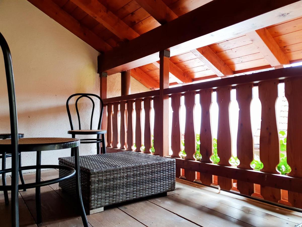 Appartamenti Vacanze E Camere Roccetta Fiorita Pettenasco Room photo
