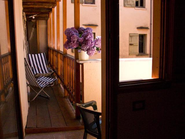 Appartamenti Vacanze E Camere Roccetta Fiorita Pettenasco Exterior photo