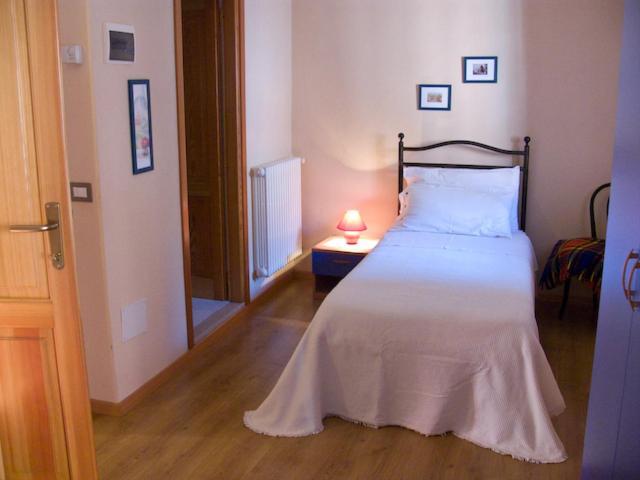 Appartamenti Vacanze E Camere Roccetta Fiorita Pettenasco Exterior photo