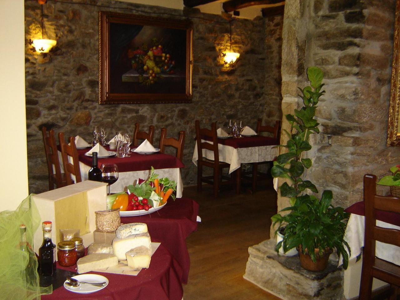 Appartamenti Vacanze E Camere Roccetta Fiorita Pettenasco Exterior photo