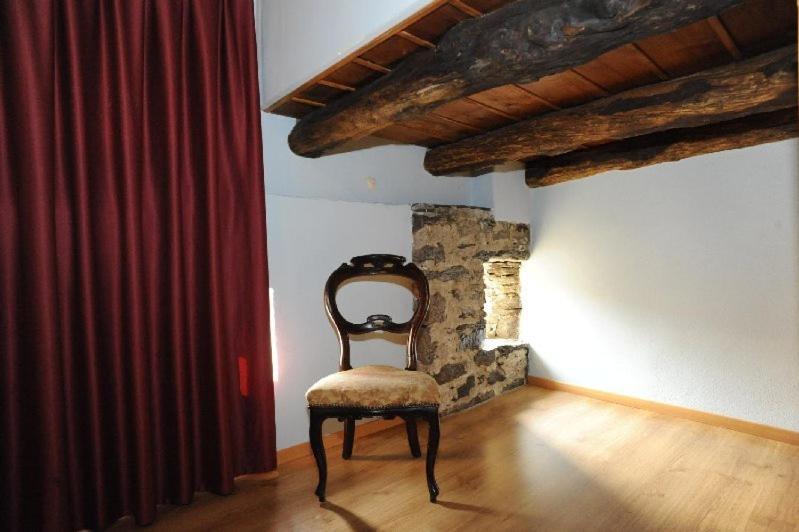 Appartamenti Vacanze E Camere Roccetta Fiorita Pettenasco Exterior photo