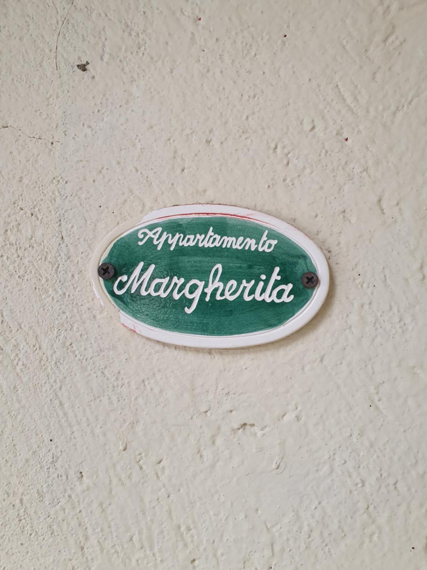 Appartamenti Vacanze E Camere Roccetta Fiorita Pettenasco Room photo